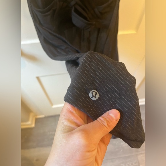 Lululemon Wild Tank Top Heathered Black / Grey Size 6 - Picture 11 of 15